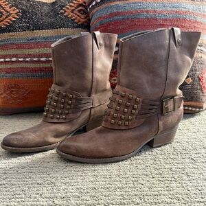 Reba Chason Brown Leather Studded Boot